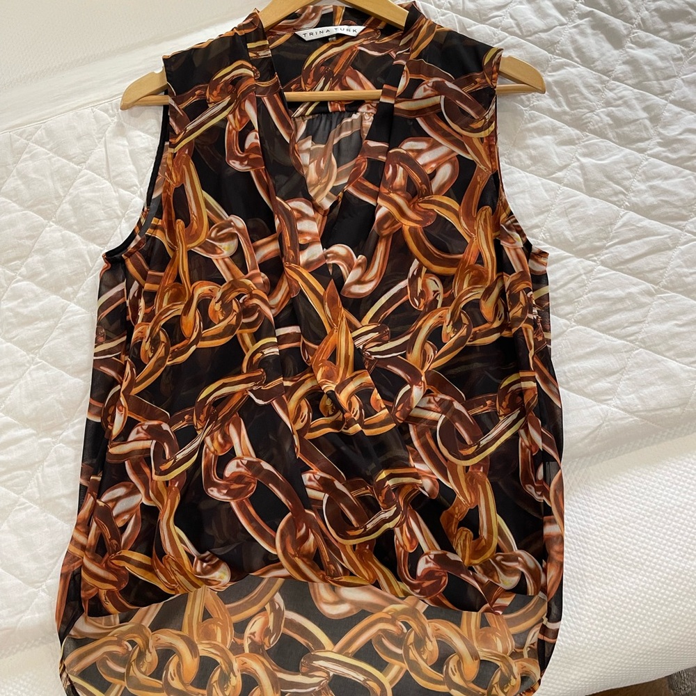 Trina Turk Gold Link Lightweight Sleeveless Blouse